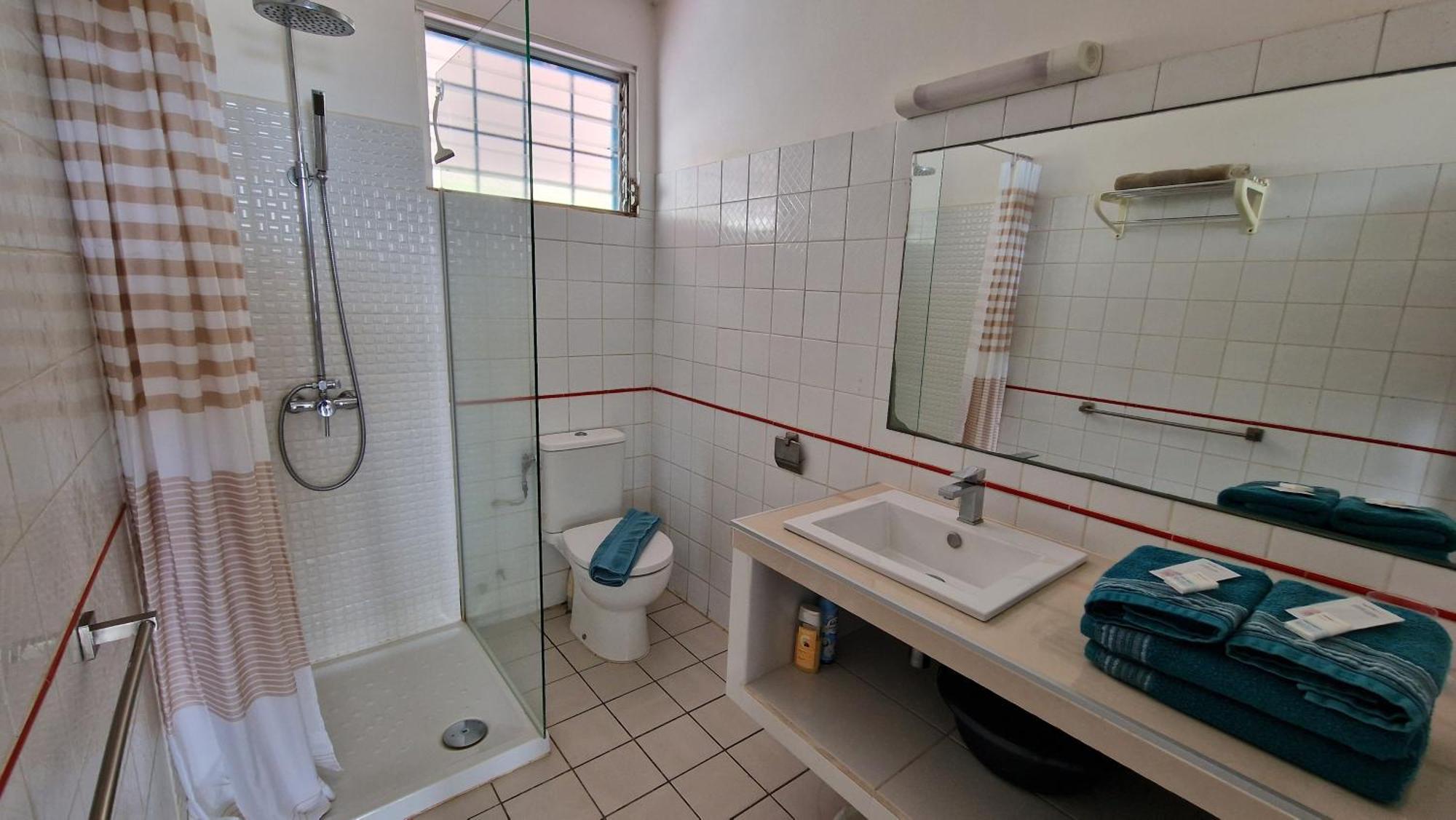 Le Debarcadere Apartment Sainte-Anne Luaran gambar